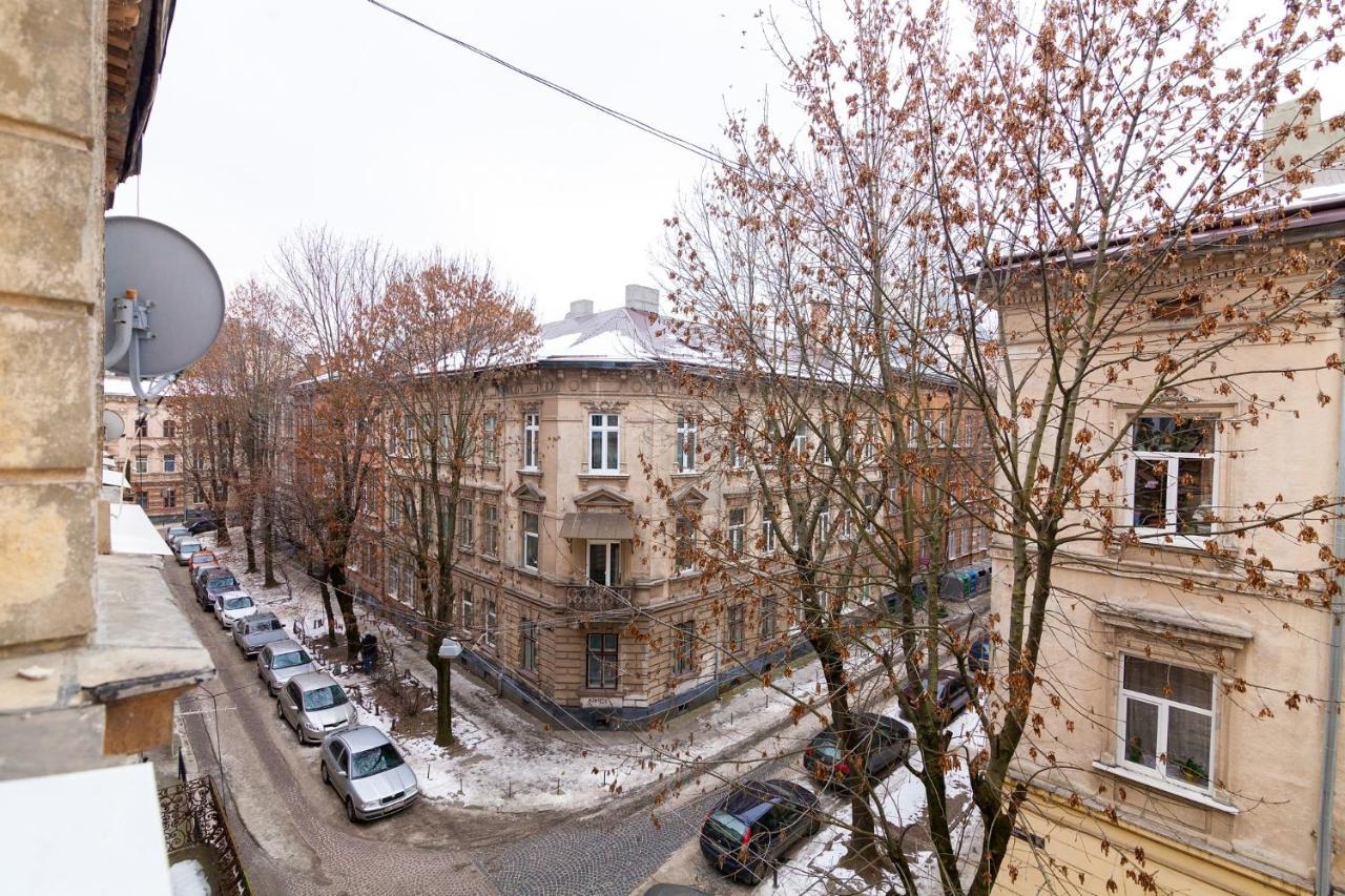 Chopin Apartment In The Center Of Lviv Exterior foto